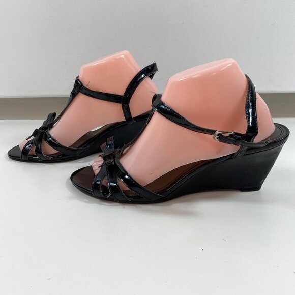 Predictions Womens Black Patent Leather T-Strap Wedge Heel Sandals Bow Size 9.5 - Picture 2 of 14